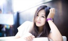 lol解说小苍照片门_LOL解说小苍回应刷票门只担心